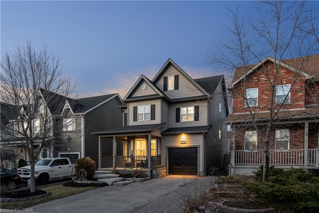 Property Photo: 124 Ridge Top Crescent ON N0B 2K0