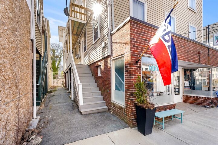 Property Photo:  126 Pleasant St  MA 01945 