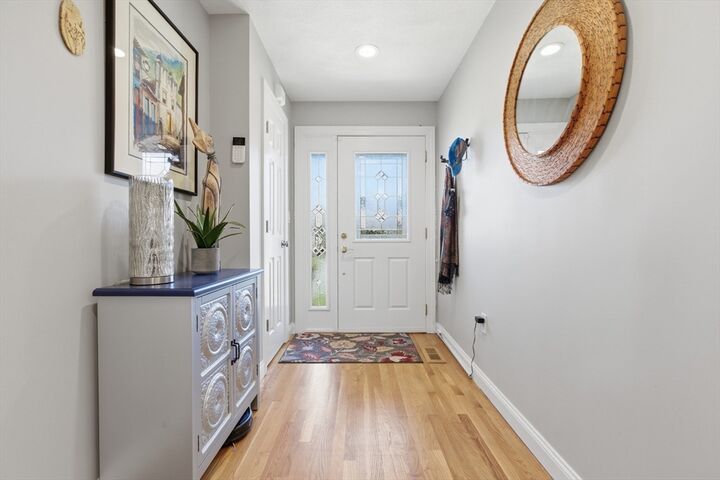 Property Photo:  410 Salem St 402  MA 01880 