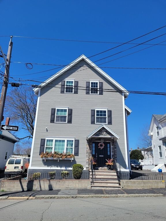 Property Photo:  20 Symonds St 1  MA 01970 