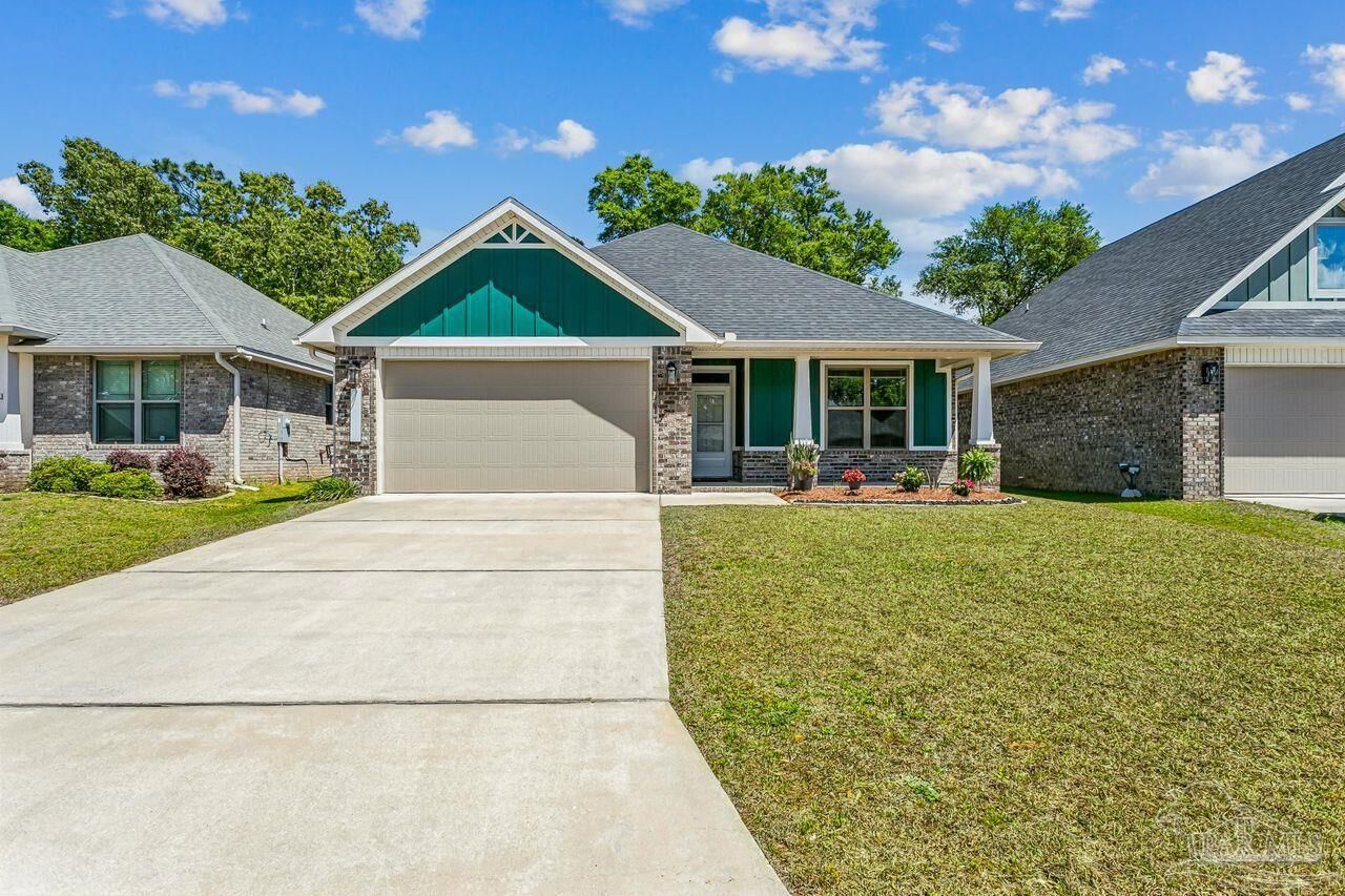 Property Photo:  3875 Shady Grove Dr  FL 32571 