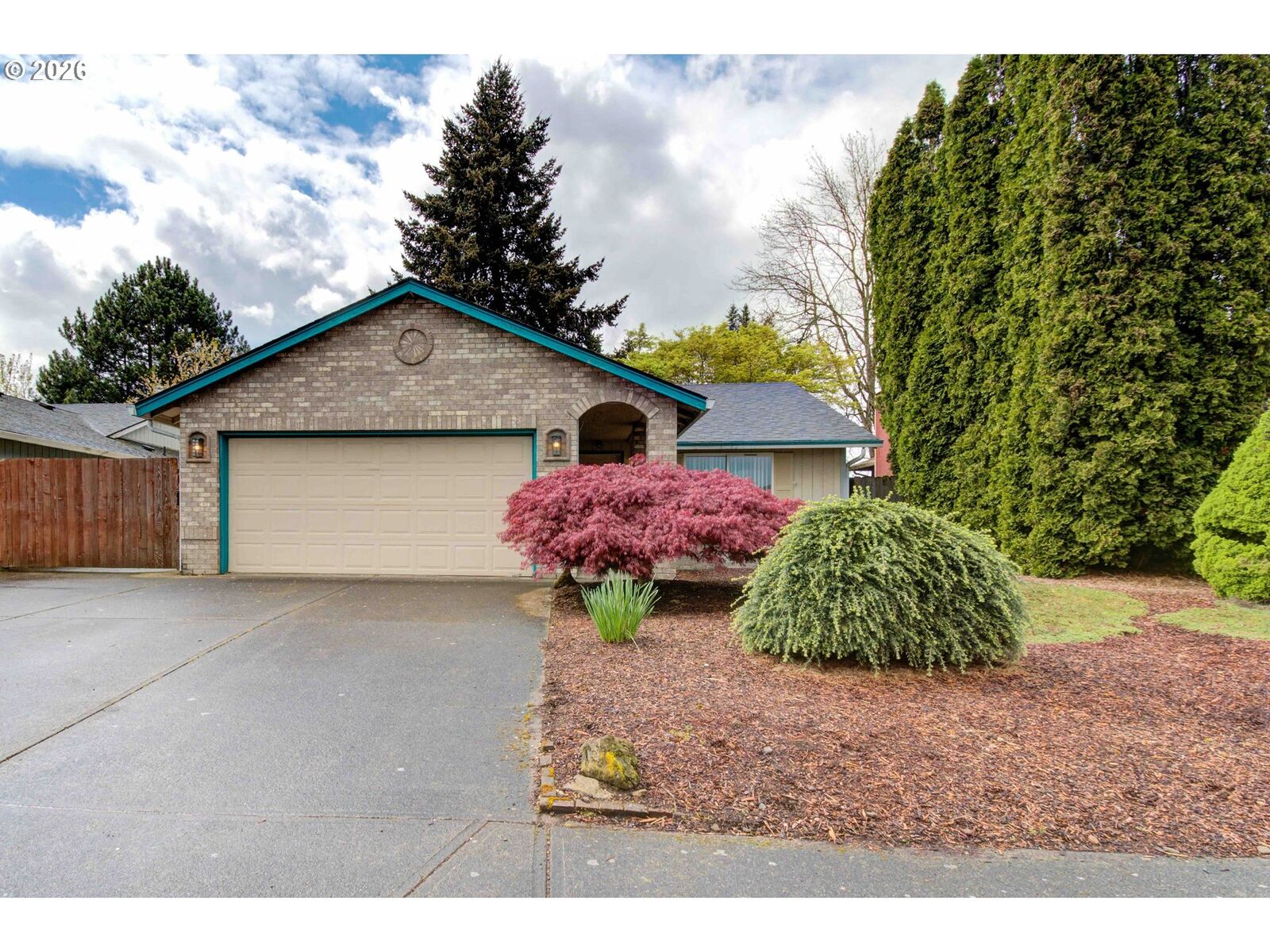 Property Photo:  418 NE 160th Ave  WA 98684 