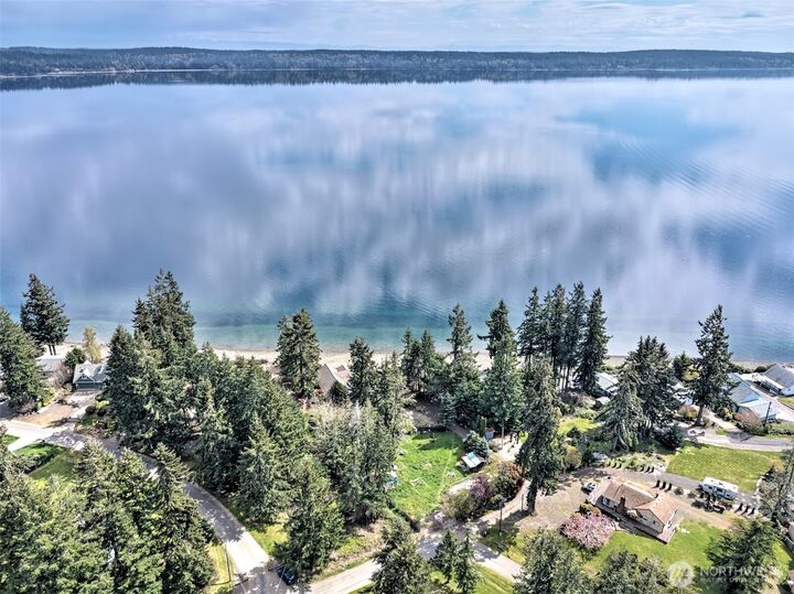 Property Photo:  721 E Stretch Island Road S  WA 98546 
