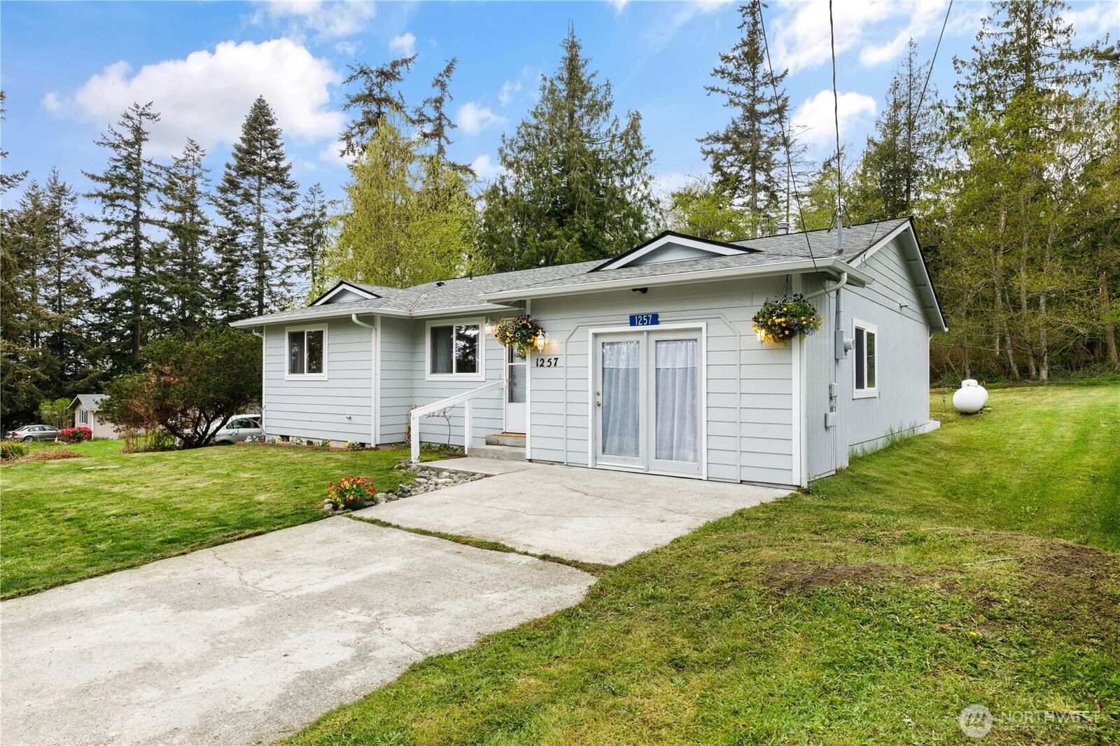 Property Photo:  1257  Russell Drive  WA 98239 