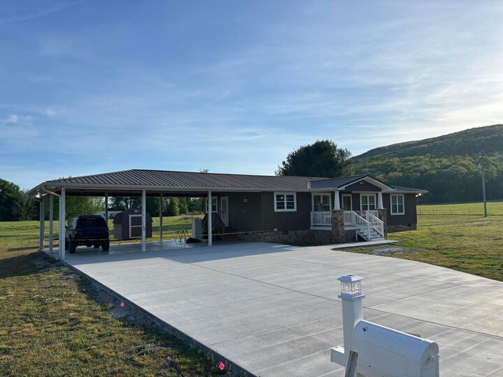 Property Photo:  191 Mahoney Road  TN 37327 