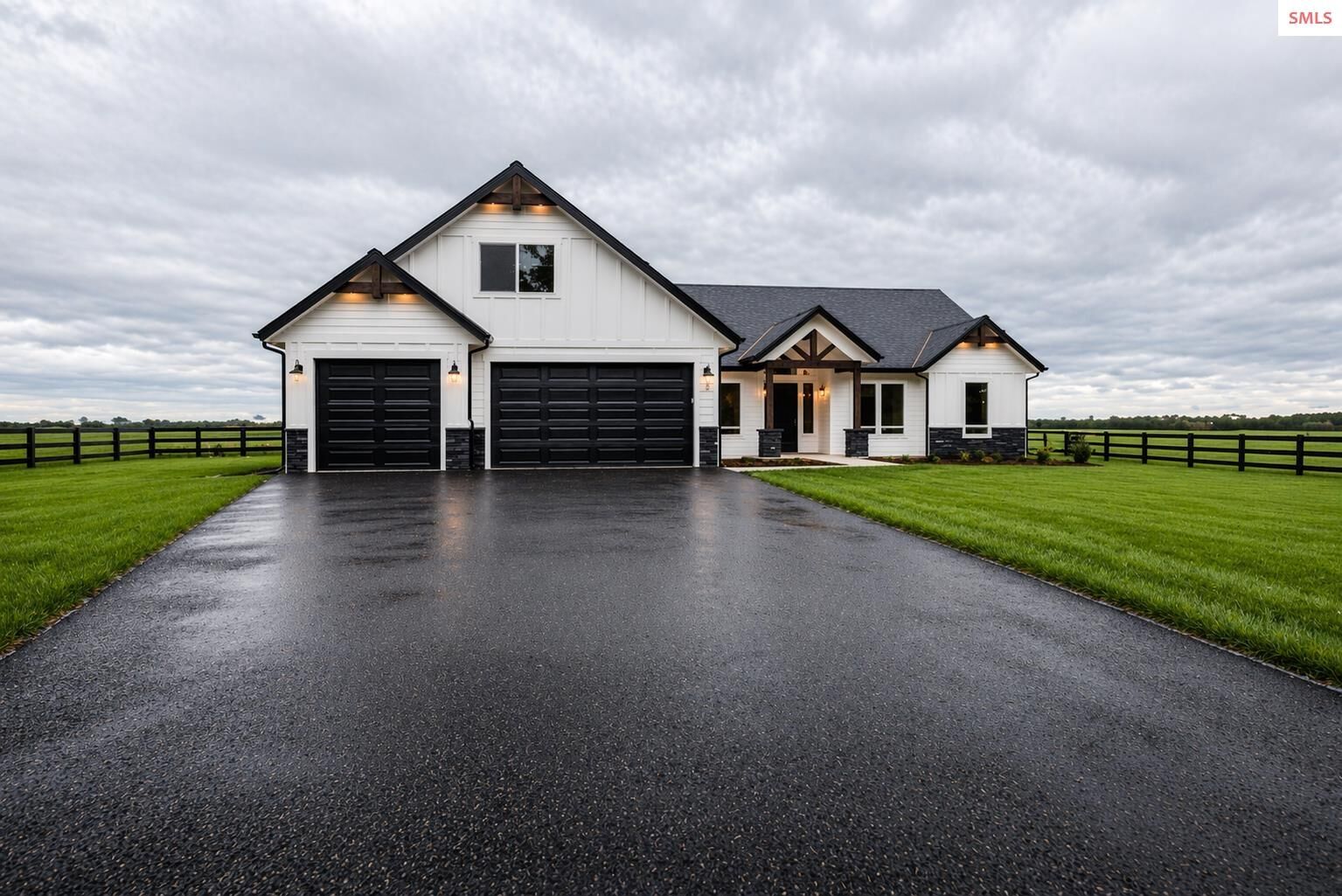 Property Photo:  1533 W Remmick Street  ID 83835 