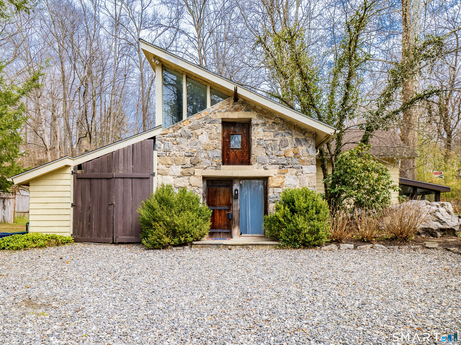 Property Photo:  128 Perry Avenue Cottage  CT 06850 