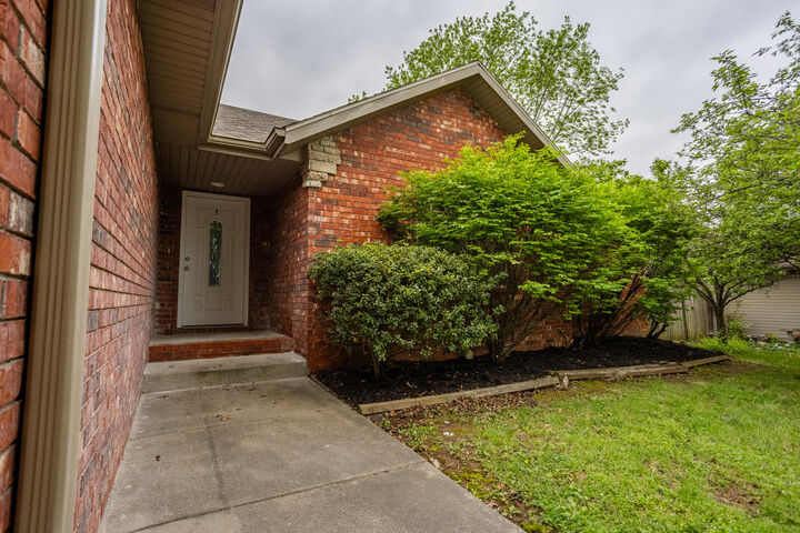 Property Photo:  587 S Canterbury Lane  MO 65714 