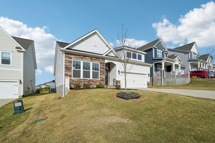 Property Photo: 432 Jack Hunter Place SC 29388