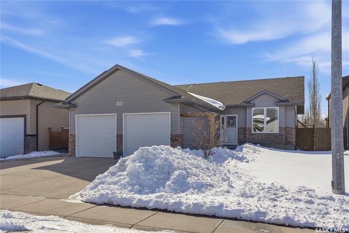 Photo de la propriété:  156 Maccormack Road  SK S0K 0A2 