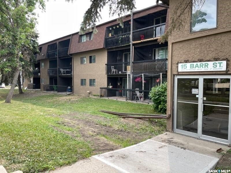 Property Photo: 15 Barr Street 209 SK S4R 8B4