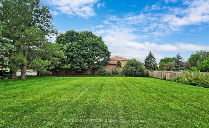 Property Photo:  80 Findlay Avenue  ON L7B 1E1 