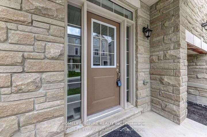 Property Photo: 26 Thomas Hope Lane ON L3S 0E9