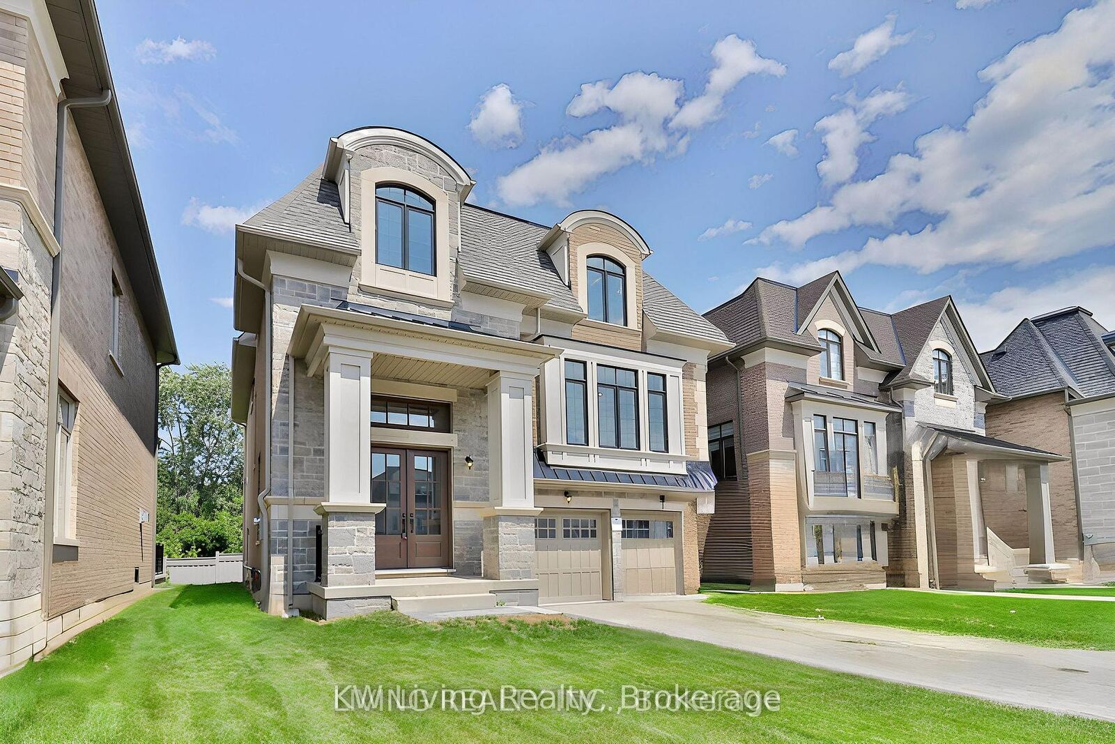 Property Photo: 11 Becky Cheung Court ON M2M 0B7