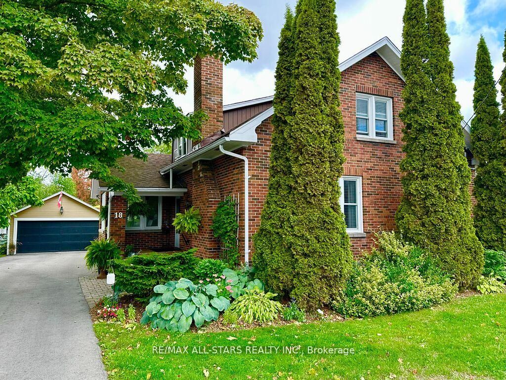 Property Photo:  18 Joseph Street  ON K0M 1A0 