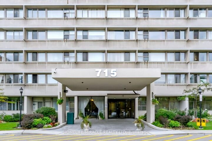715 Don Mills Road 201 — photo 1
