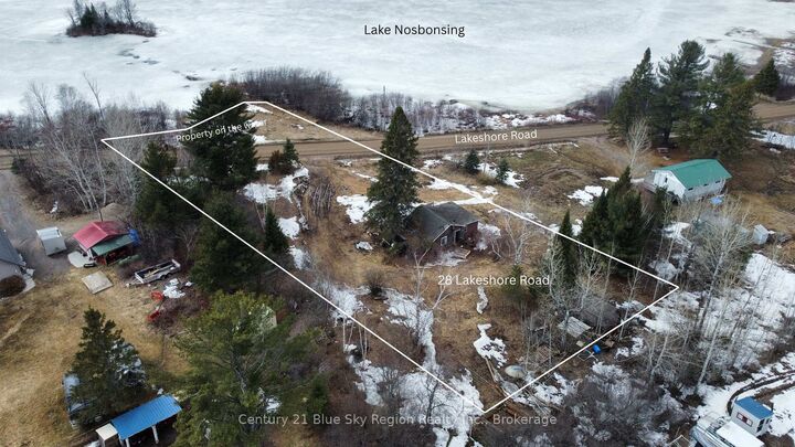 28 Lakeshore Road — photo 1