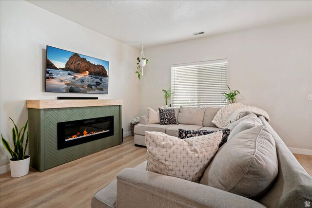 Property Photo: 371 S 790 W UT 84062