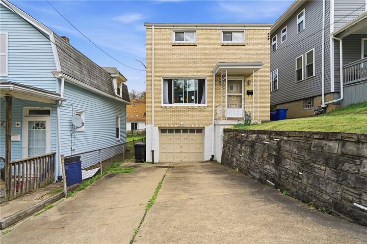 Property Photo:  1329 Fallowfield Ave  PA 15216 