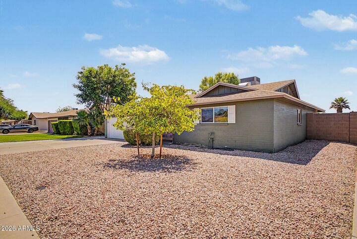 Property Photo:  2053 E Minton Drive  AZ 85282 