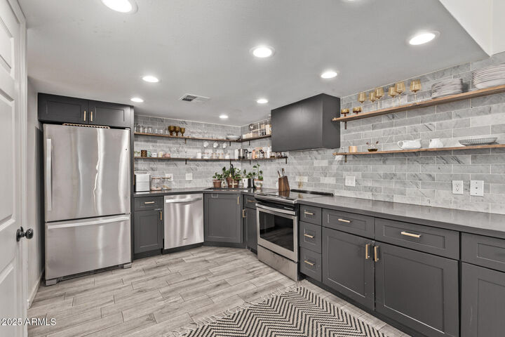 Property Photo:  334 W Medlock Drive D102  AZ 85013 