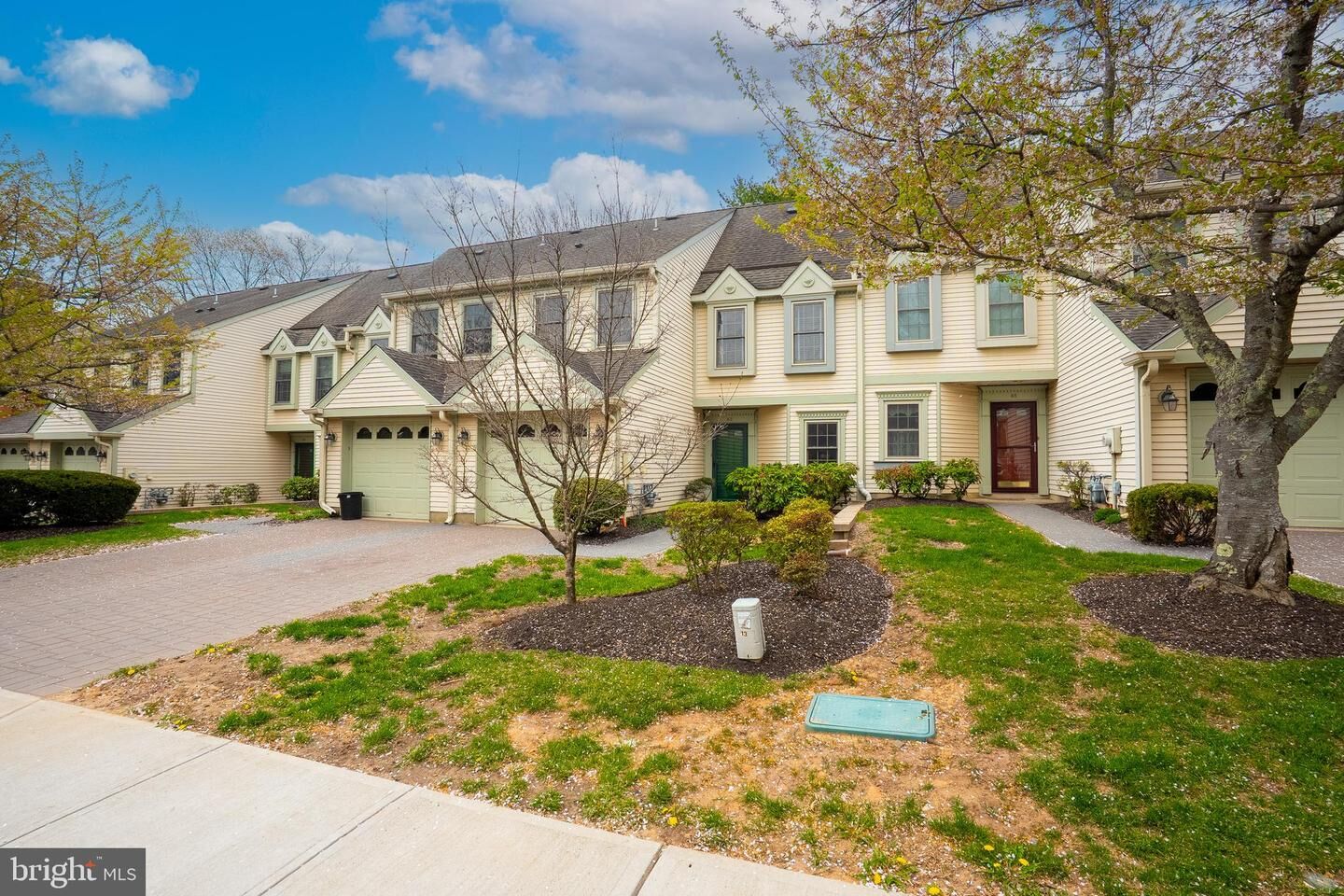 Property Photo:  62 Fair Acres Court  NJ 08540 