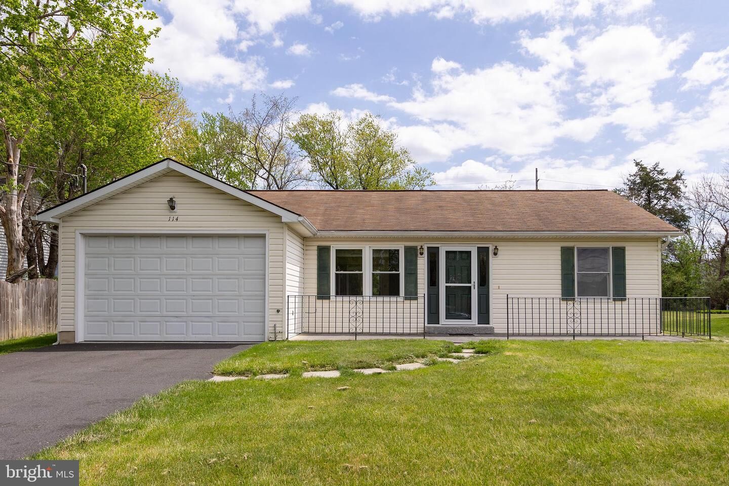 Property Photo:  114 Pioneers Road  VA 22602 