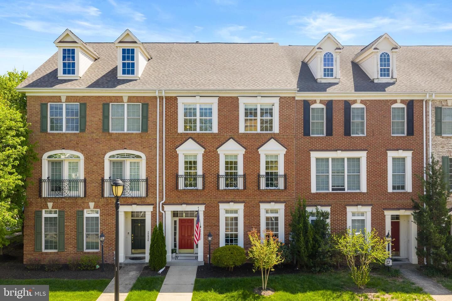 Property Photo:  22938 Eversole Terrace  VA 20148 