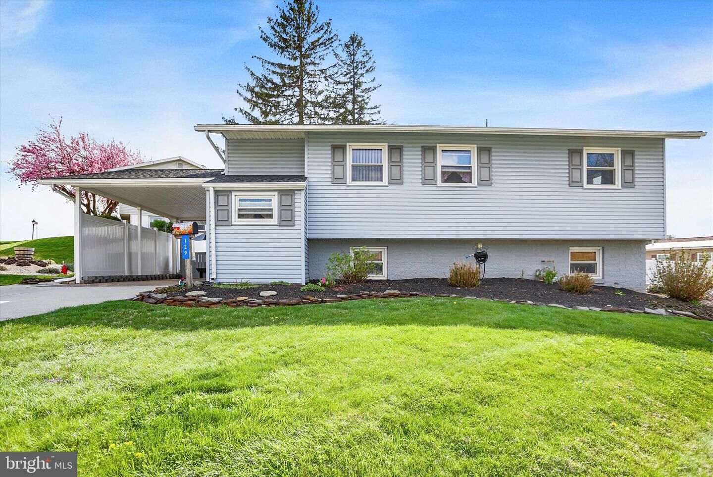 Property Photo:  129 Shirley Drive  PA 17057 