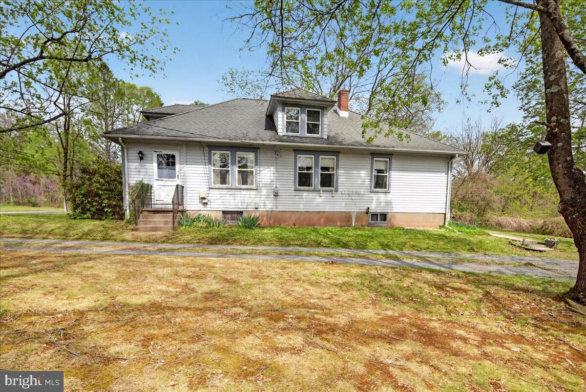 Property Photo:  466 Wash Cross Penn  NJ 08560 