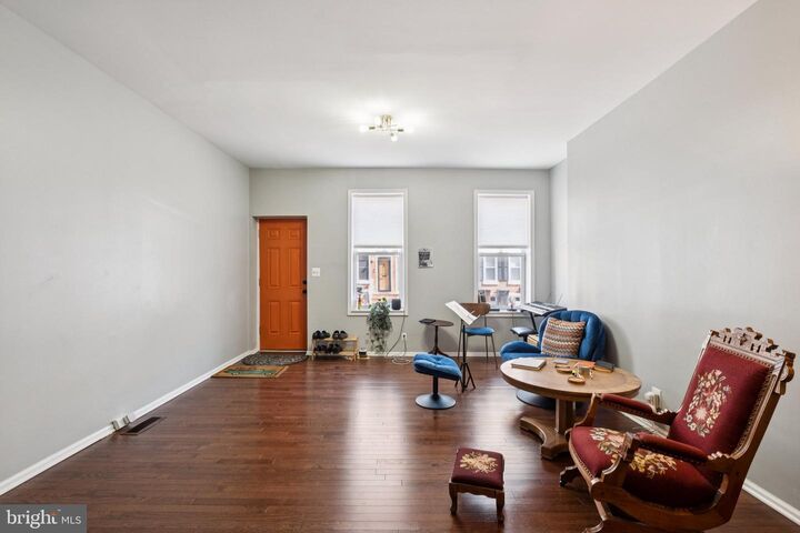 Property Photo:  837 N Madison Street  DE 19801 