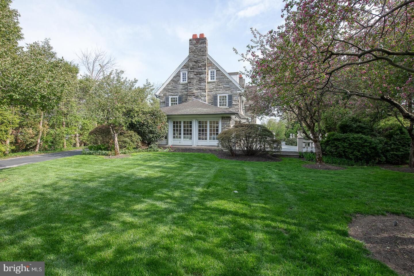 Property Photo:  700 Hazelhurst Avenue  PA 19066 
