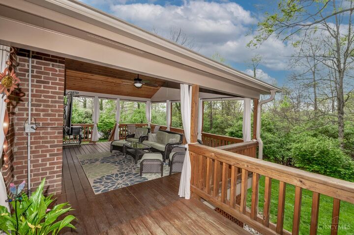 Property Photo: 2475 Pond Run Avenue OH 45244