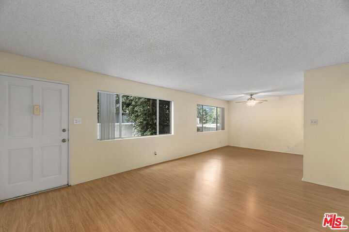 Property Photo:  18555 Collins St  CA 91356 