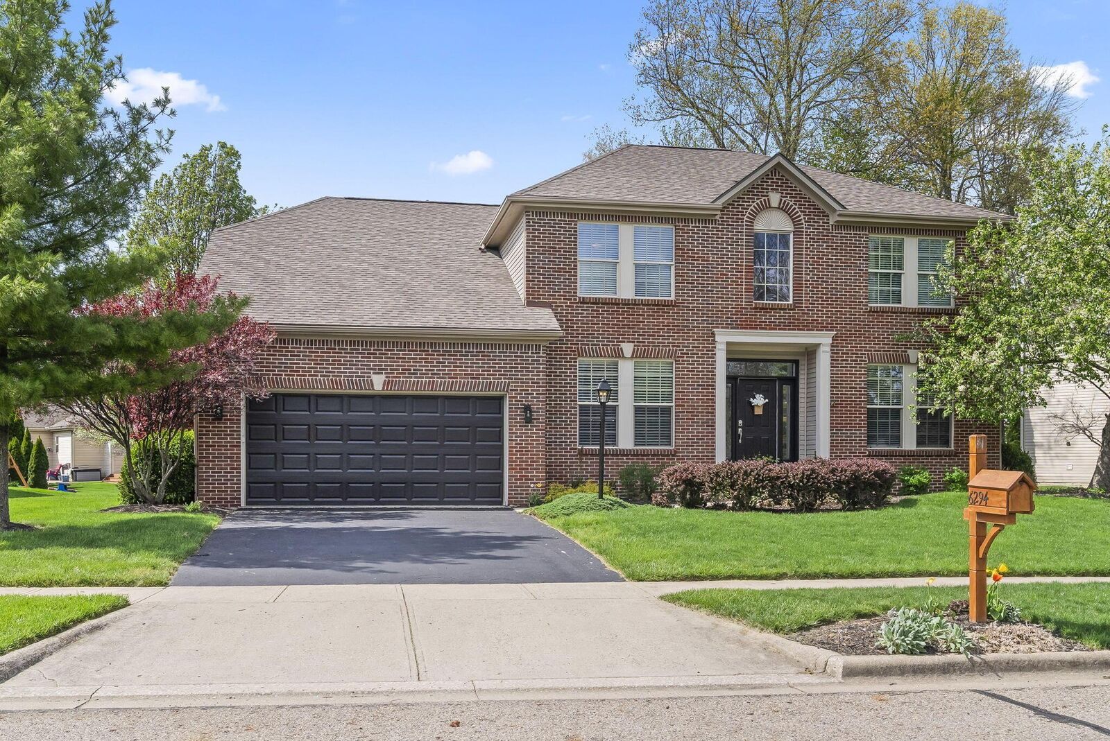 Property Photo:  6294 Beringer Drive  OH 43082 