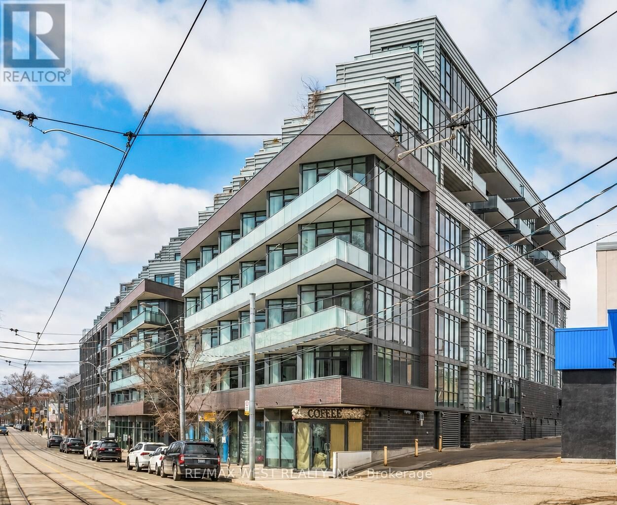 Property Photo:  36 Howard Park Avenue 603  ON M6R 0A5 