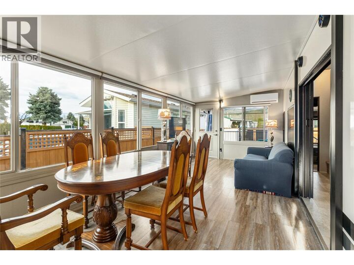 Property Photo: 415 Commonwealth Road 247 BC V4V 1P4