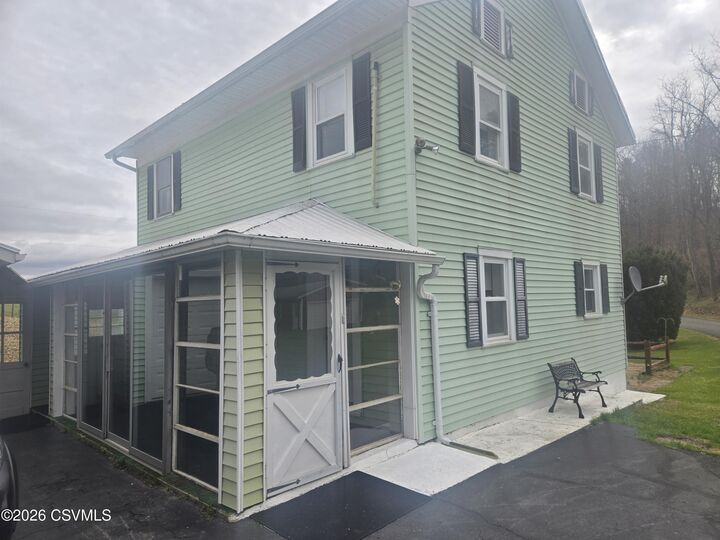 Property Photo:  454 Applebutter Hollow Road  PA 17889 