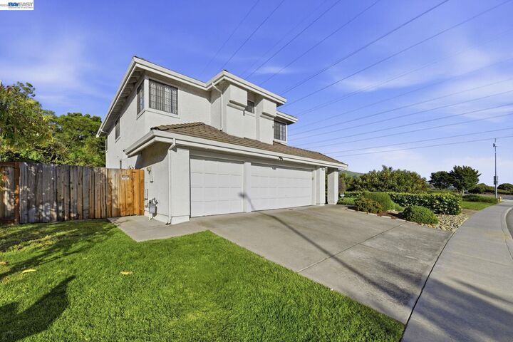 Property Photo:  43884 Cameron Hills Drive  CA 94539 