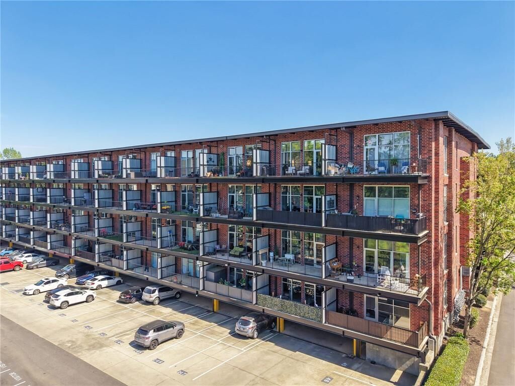 Property Photo:  5200 Peachtree Road 3420  GA 30341 