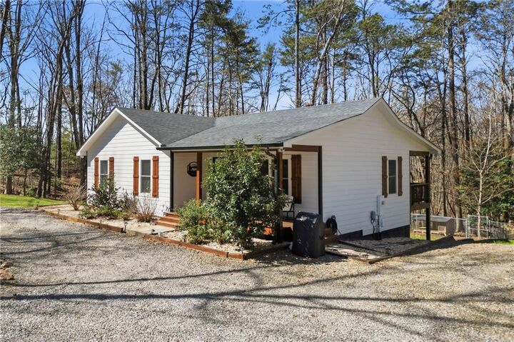 Property Photo:  137 Geneva Road  GA 30114 