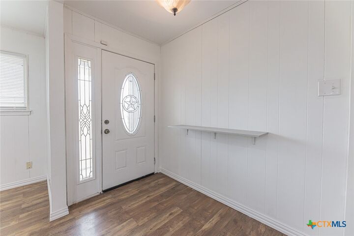 Property Photo: 1129 Chippendale Drive TX 76549