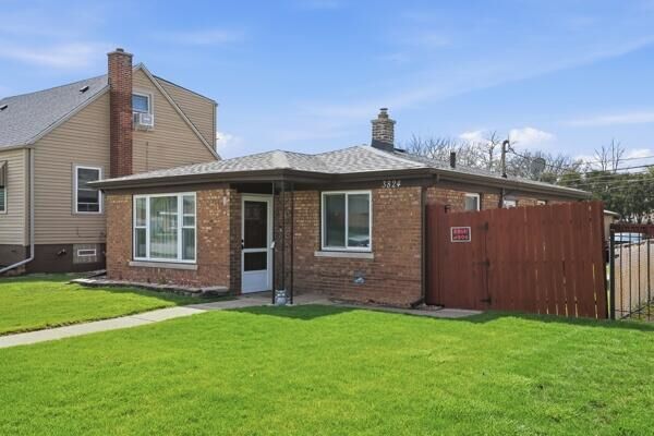 Property Photo:  3824 Towle Avenue  IN 46327 