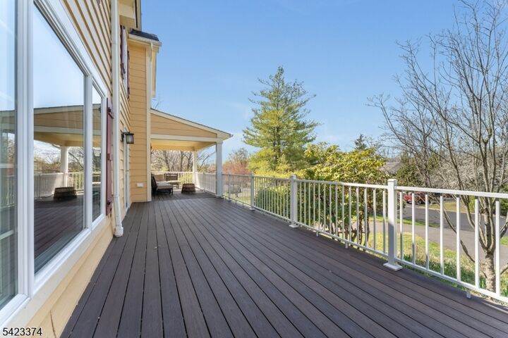 Property Photo:  20 Woodland Terrace  NJ 08829 