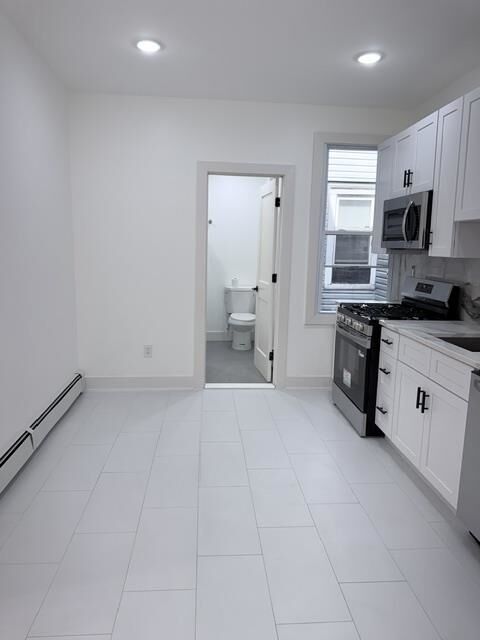 Property Photo:  77 Williams Ave 2  NJ 07304 