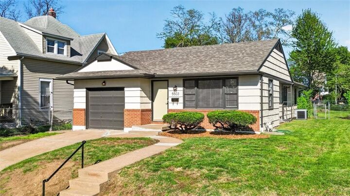 Property Photo:  5503 Forest Avenue  MO 64110 
