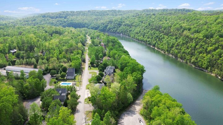Property Photo:  2386 Roberts Bend Road Road  KY 42519 