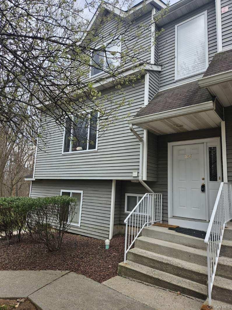 Property Photo:  106 Arlington Court  NY 10954 