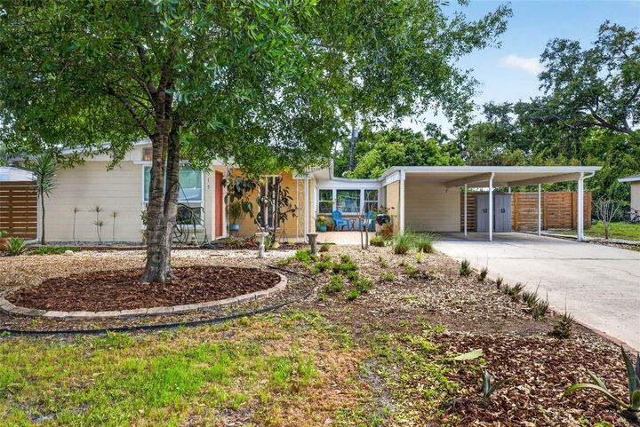 Property Photo:  515 Broxburn Avenue  FL 33617 