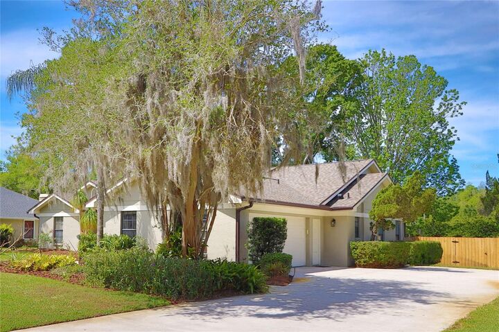 Property Photo:  19814 Deer Hollow Lane  FL 33548 